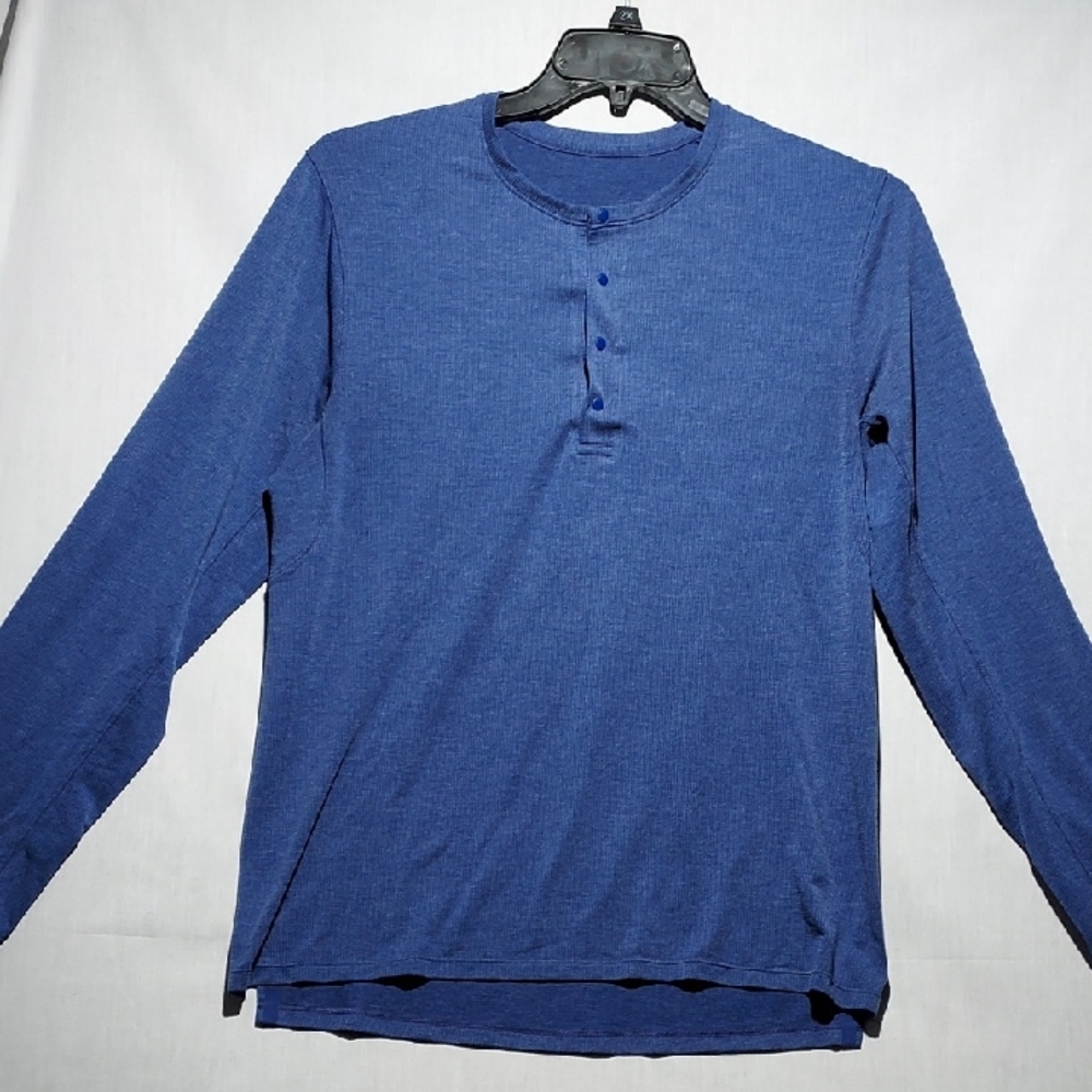 lululemon athletica Blue Long Sleeve Tee